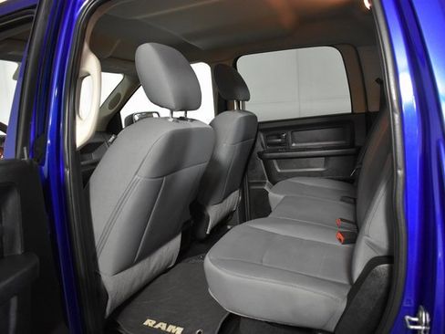 Used 2018 RAM 1500 Express w/ Express Value Package image 26