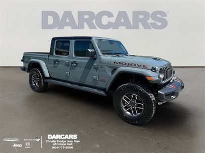 New 2025 Jeep Gladiator Mojave w/ Convenience Group