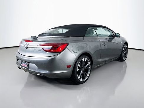 Used 2018 Buick Cascada Premium image 9