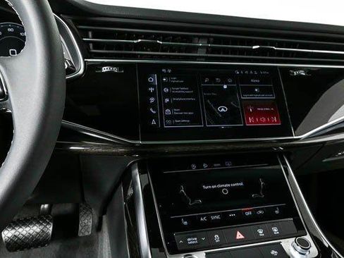 Used 2025 Audi Q8 Premium AWD/4WD image 13
