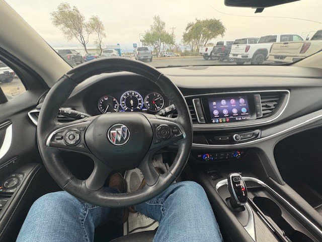 Used 2021 Buick Enclave Avenir w/ Avenir Technology Package FWD image 19