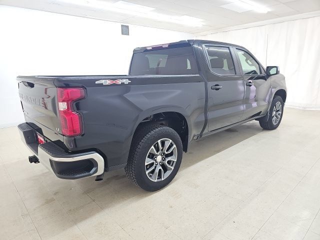 Used 2023 Chevrolet Silverado 1500 LT AWD/4WD image 15