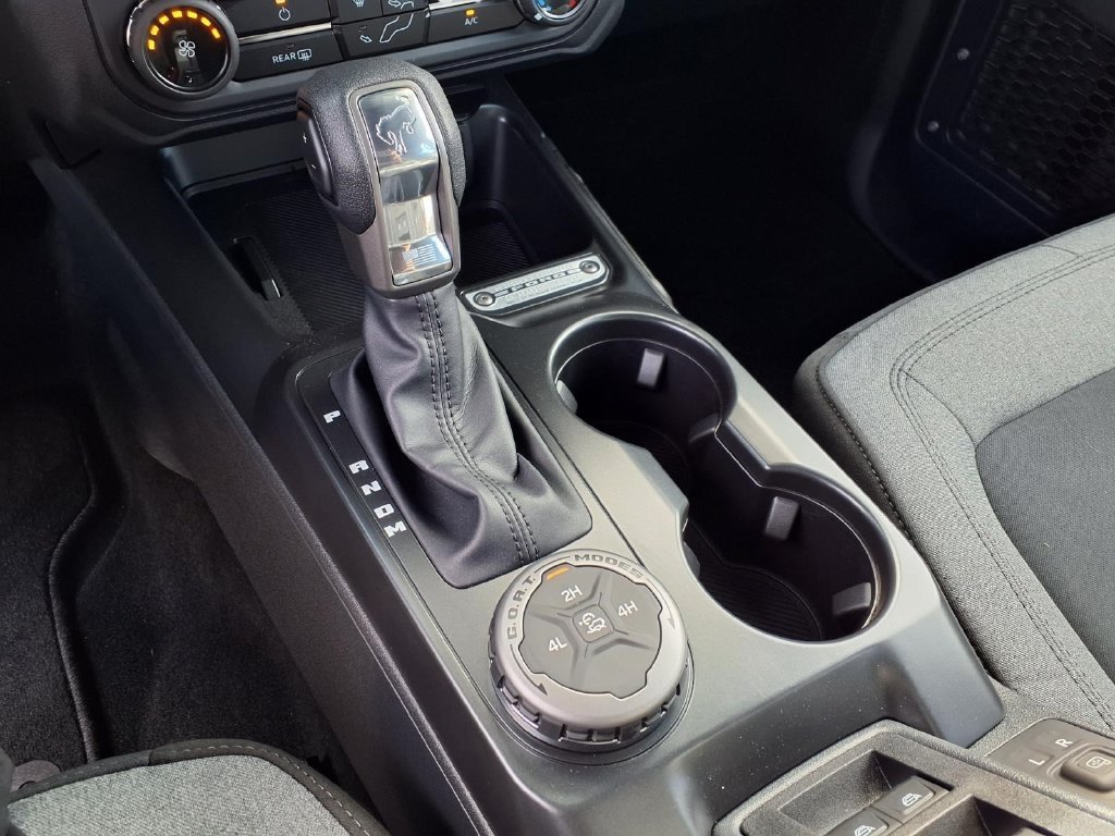 Used 2025 Ford Bronco 4-Door AWD/4WD image 16