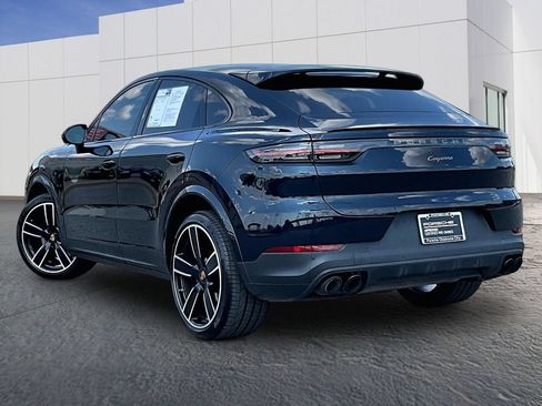 Certified 2022 Porsche Cayenne Platinum Edition AWD/4WD image 3