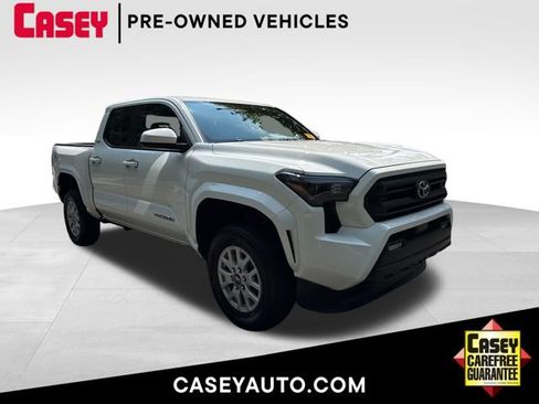 Used 2025 Toyota Tacoma SR5 RWD image 1