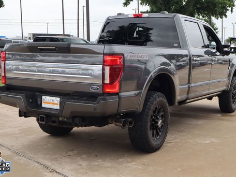 Used 2020 Ford F250 Platinum w/ Tremor Off-Road Package AWD/4WD image 3