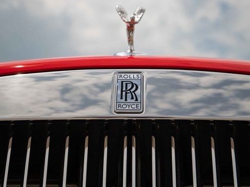 Used 2017 Rolls-Royce Dawn image 33