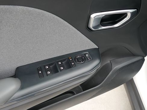 Certified 2025 Kia K4 EX image 15