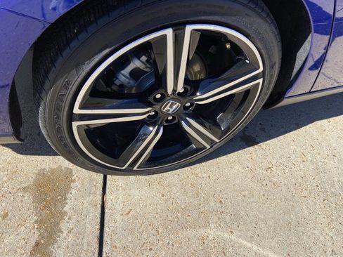 Used 2024 Honda Accord Sport image 30