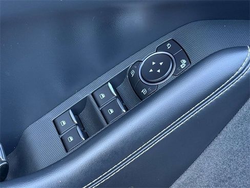 Used 2021 Ford Mustang Mach-E Premium image 9