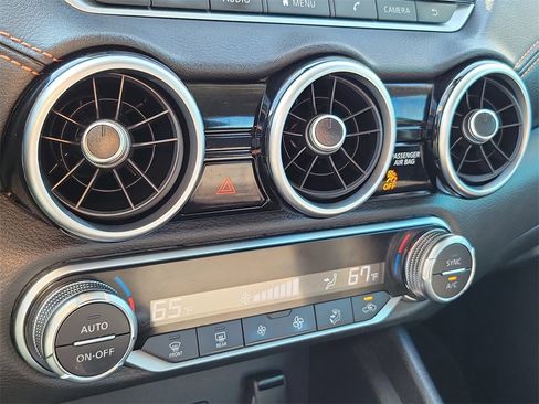 Certified 2023 Nissan Sentra SR w/ Trunk Package image 30