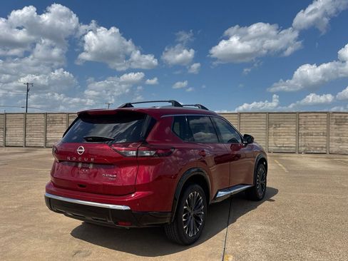 Certified 2026 Nissan Rogue Platinum AWD/4WD image 20