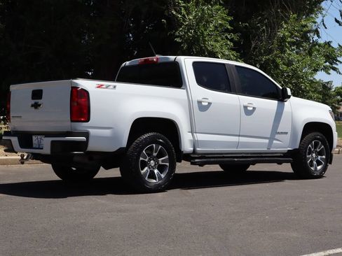 Used 2016 Chevrolet Colorado Z71 AWD/4WD image 5
