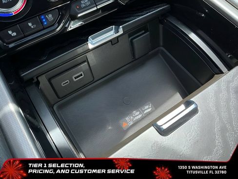 Certified 2023 GMC Yukon Denali w/ Denali Reserve Package AWD/4WD image 36