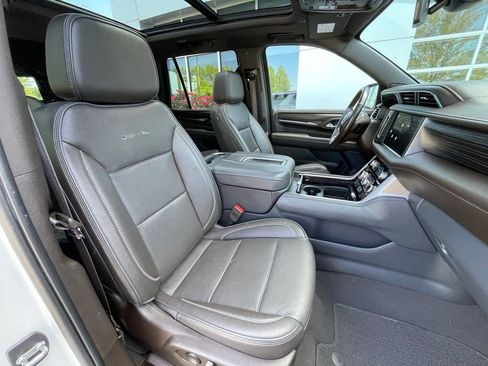 Used 2022 GMC Yukon Denali AWD/4WD image 33