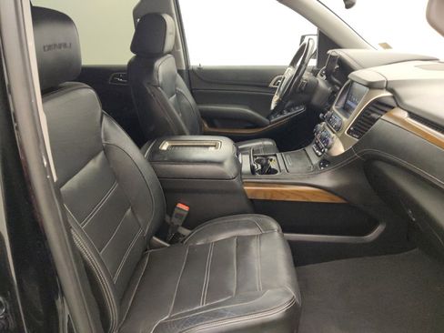 Used 2019 GMC Yukon XL Denali w/ Open Road Package image 21