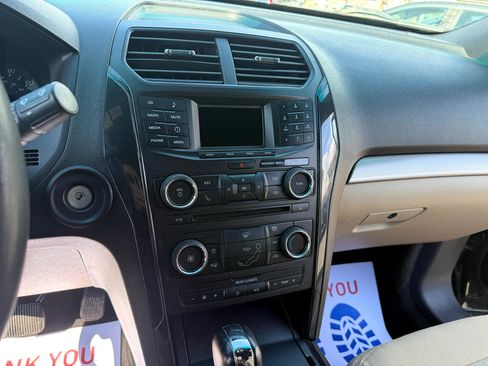 Used 2016 Ford Explorer Base 4WD image 15