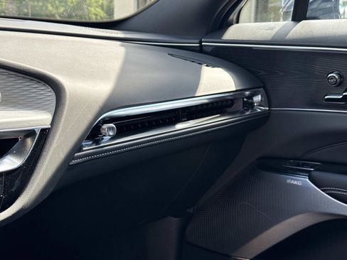 Used 2025 Cadillac Lyriq Luxury w/ LPO, Floor Liner Package AWD/4WD image 25