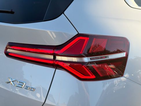 New 2026 BMW X3 xDrive30 w/ Premium Package image 10