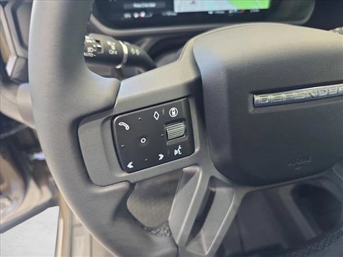 New 2025 Land Rover Defender 110 S AWD/4WD image 16