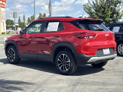 Used 2026 Chevrolet TrailBlazer LT w/ LPO, Blackout Package image 7