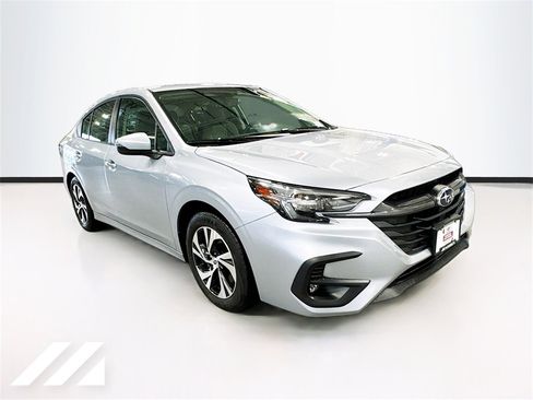 Used 2025 Subaru Legacy Premium w/ Popular Package #1A image 3