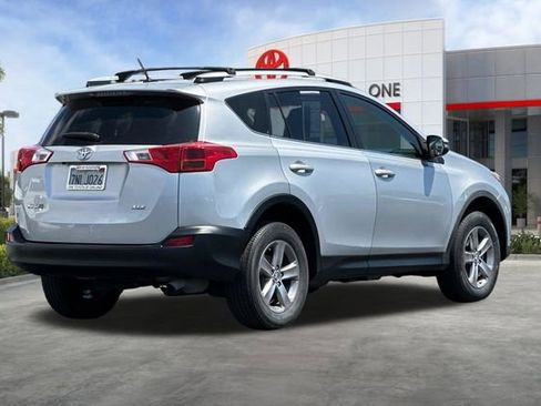 Used 2015 Toyota RAV4 XLE FWD image 4