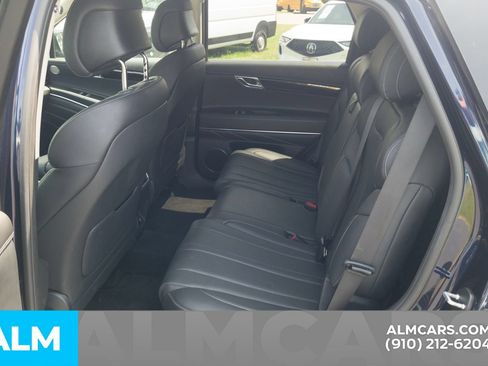 Used 2025 Genesis GV80 2.5T Standard AWD/4WD image 17