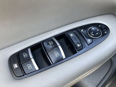 Certified 2023 INFINITI QX50 Luxe FWD image 28