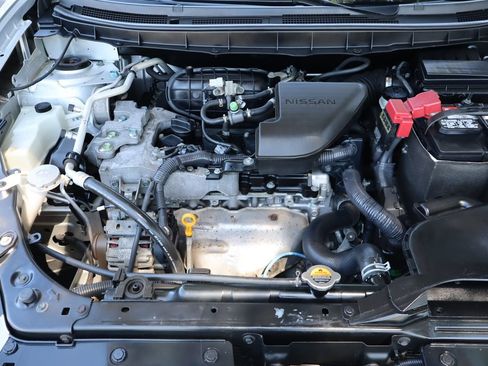 Used 2015 Nissan Rogue S w/ Convenience Package AWD/4WD image 38