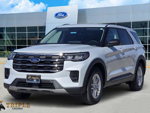 New 2026 Ford Explorer Active image 2