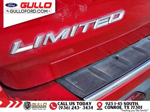 Used 2023 Ford Explorer Limited w/ Limited Technology Package image 9