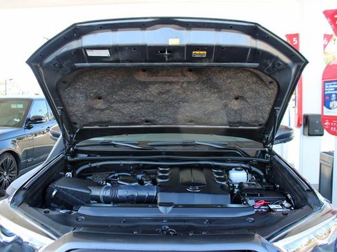 Used 2023 Toyota 4Runner TRD Off-Road Premium w/ Off Road Premium Plus Package image 39