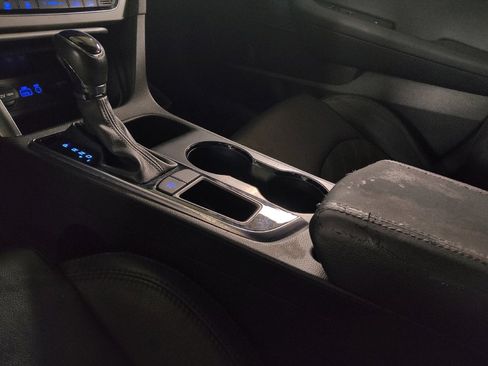 Used 2016 Hyundai Sonata Sport w/ Option Group 02 FWD image 26