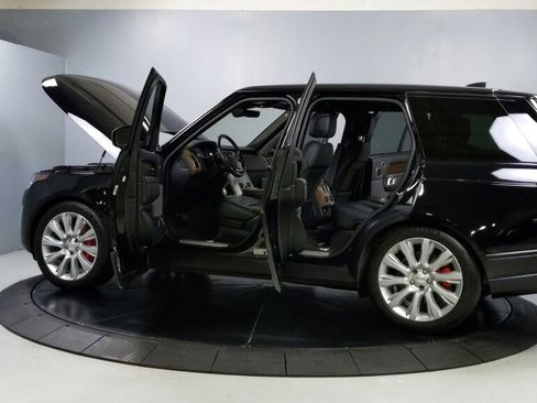 Used 2018 Land Rover Range Rover image 15