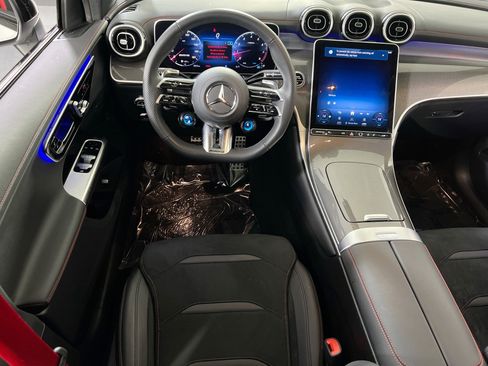 Used 2024 Mercedes-Benz GLC 43 AMG 4MATIC image 23