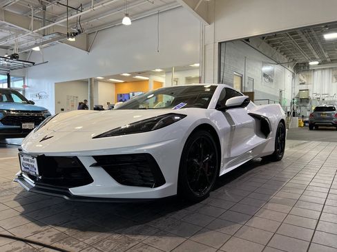 Certified 2022 Chevrolet Corvette Stingray Preferred Cpe w/ Z51 Performance Package image 4