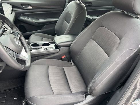 Certified 2024 Nissan Altima 2.5 SV w/ SV Premium Package image 16