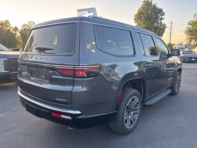 Used 2024 Jeep Wagoneer Series II AWD/4WD image 3