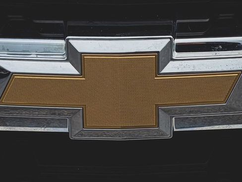 Used 2018 Chevrolet Silverado 1500 LT w/ All Star Edition AWD/4WD image 4