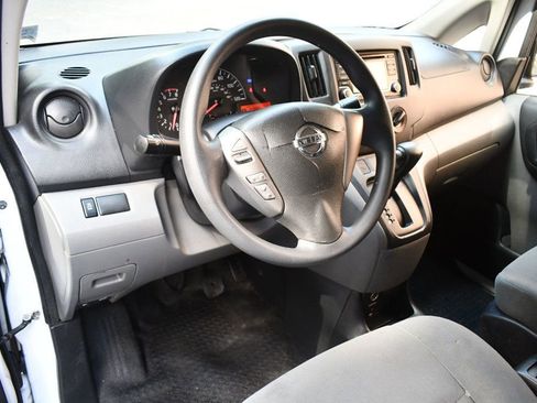 Used 2019 Nissan NV200 S w/ Back Door Glass Package image 13