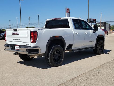 Used 2022 GMC Sierra 2500 SLE w/ SLE Value Package; AWD/4WD image 4