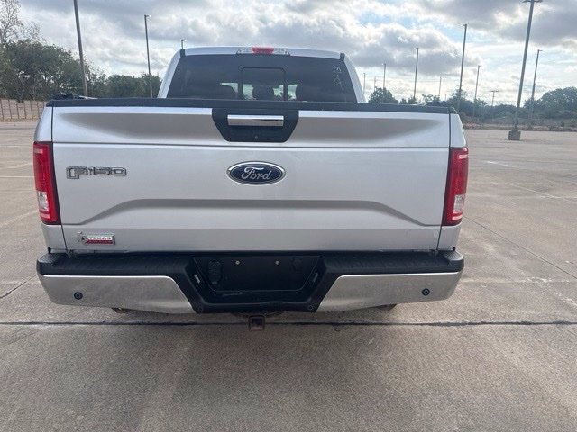 Used 2017 Ford F150 XLT w/ Equipment Group 302A Luxury RWD image 5