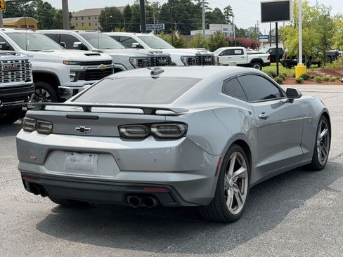Used 2023 Chevrolet Camaro SS RWD image 11