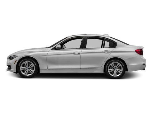 Used 2017 BMW 330i xDrive Sedan AWD/4WD image 3