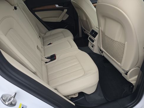 Certified 2023 Audi Q5 2.0T Premium Plus image 19