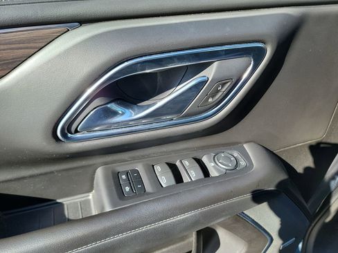 Used 2021 Chevrolet Tahoe LT image 11