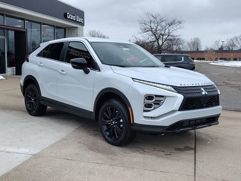New 2026 Mitsubishi Eclipse Cross LE image 12