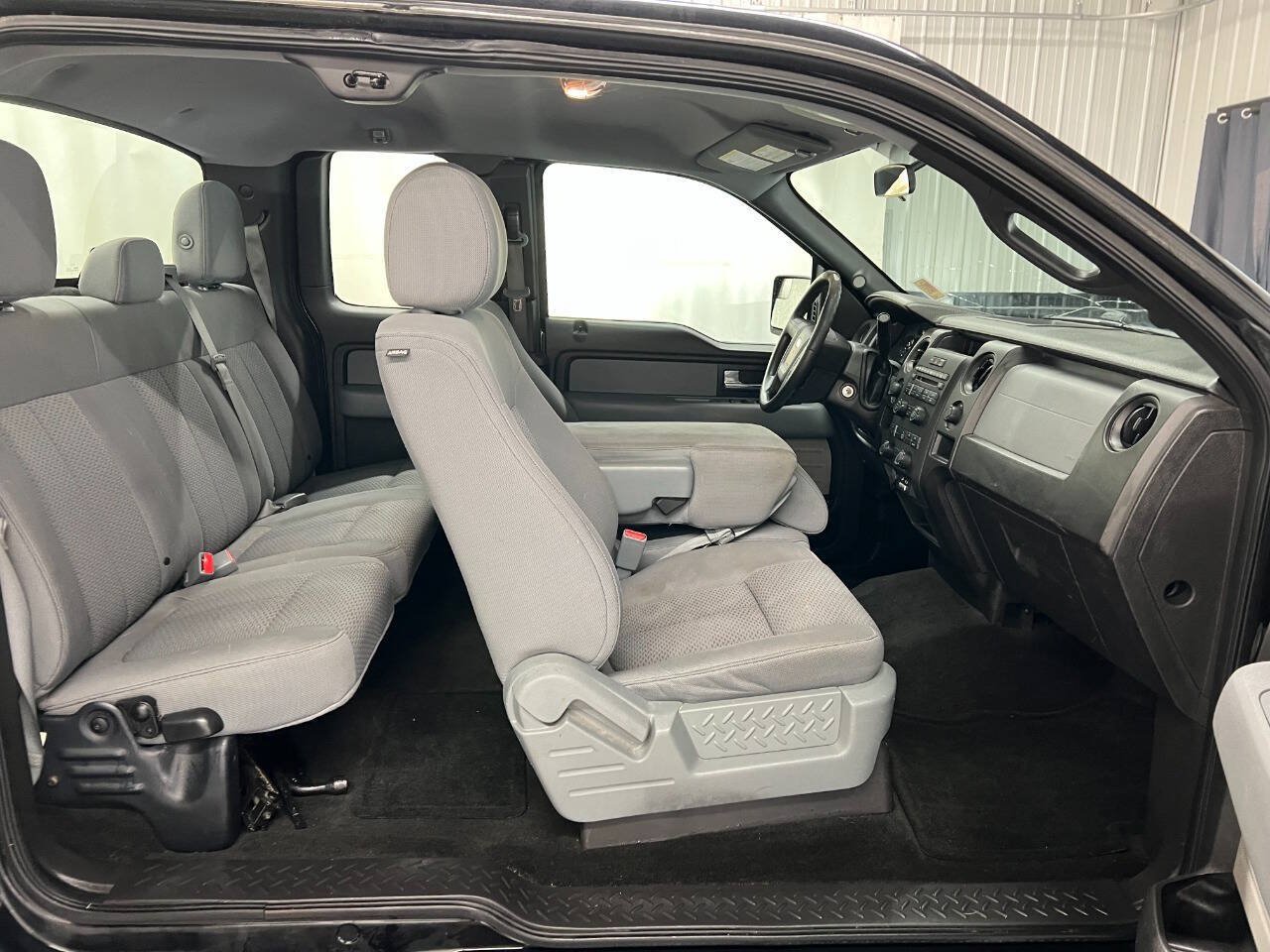 Used 2013 Ford F150 STX w/ Mid Equipment Group AWD/4WD image 10