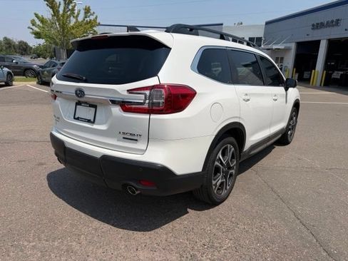 Used 2023 Subaru Ascent Limited w/ Technology Package AWD/4WD image 5